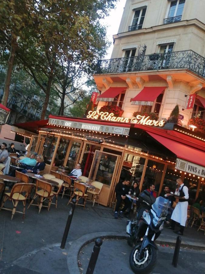 Charming Studio In Paris Near The Eiffel Tower Buitenkant foto